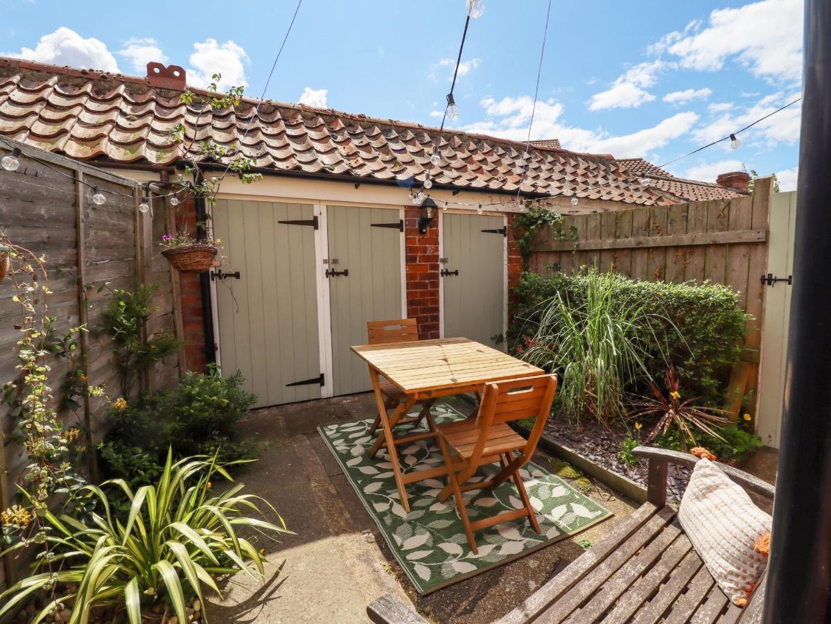 The Cottage 16 Northside Patrington Exteriör bild
